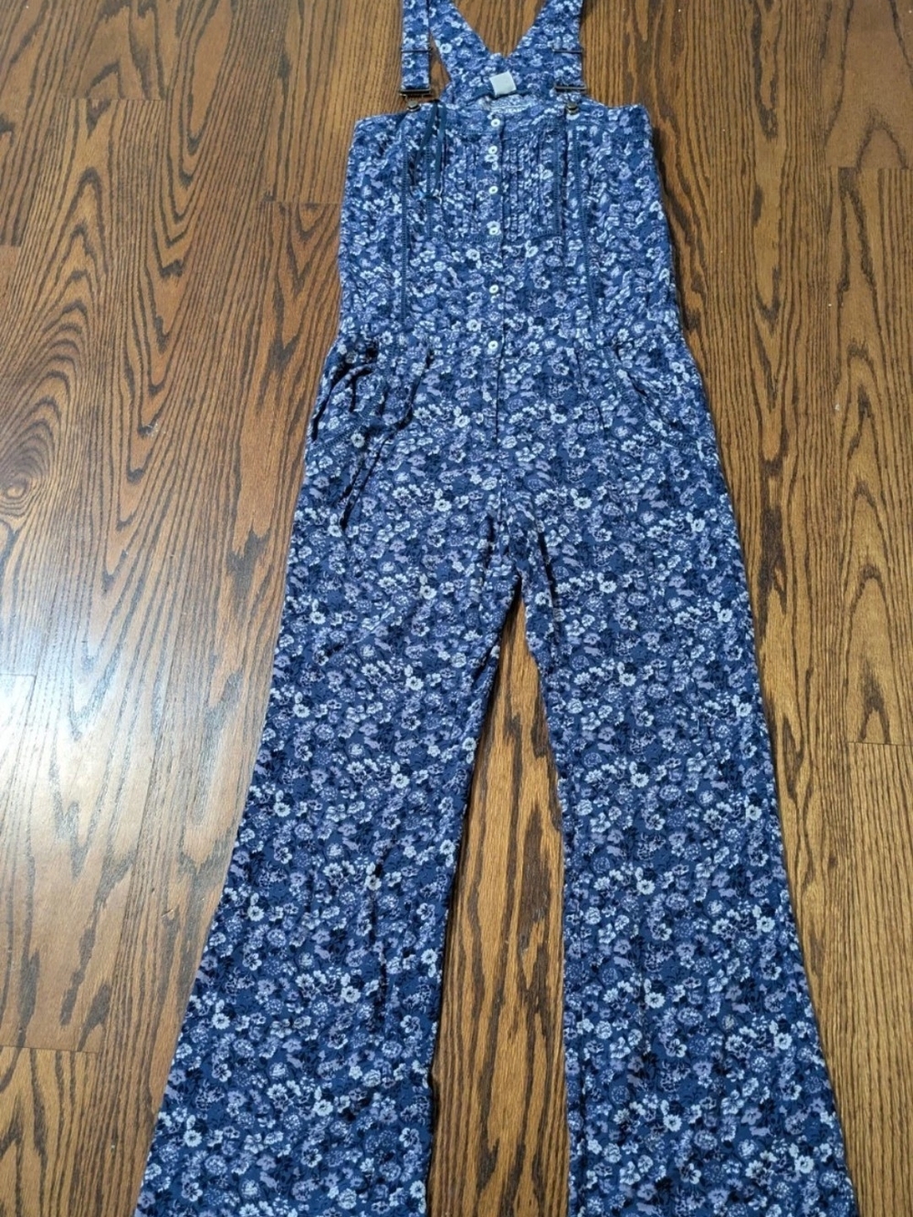 Sz US0 UK4 French Connection  BlueWhite WideLeg Adjustabl Strap Pintuck Jumpsuit